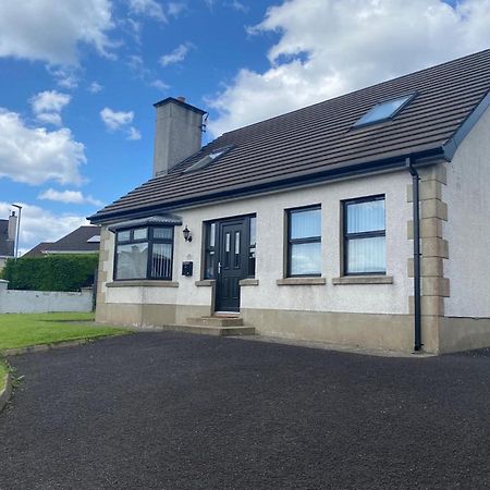 Holiday Home In Ballycastle - Fainne Na Cairde Exteriér fotografie