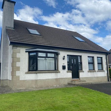 Holiday Home In Ballycastle - Fainne Na Cairde Exteriér fotografie