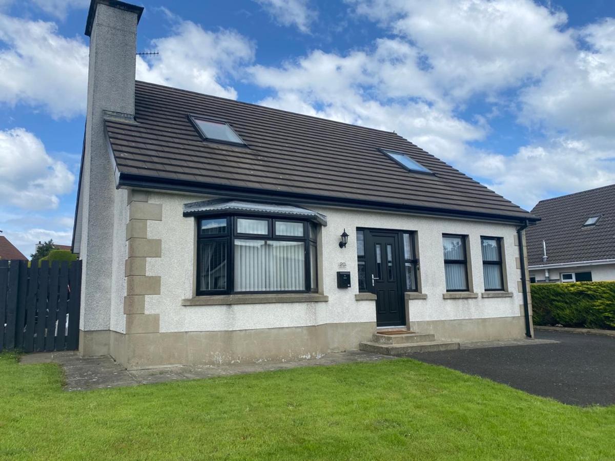 Holiday Home In Ballycastle - Fainne Na Cairde Exteriér fotografie